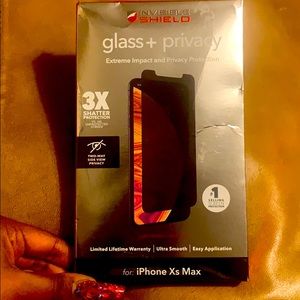 Privacy for iPhone XS Max new !